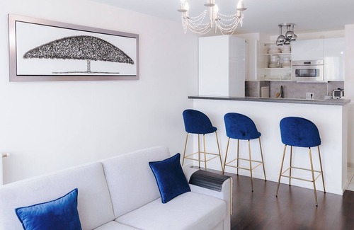 Saint-Cyr-l'Ecole Apartamento | Luxurious, new, fully-equipped apartment in VERSAILLES, ST CYR L'ÉCOLE