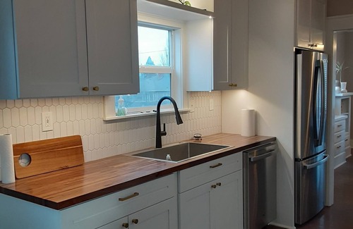 Kenton Casa | Luxurious newly remodeled historic home in Portlands Kenton neighborhood