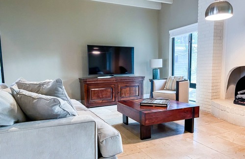 Ludlam Villa | Luxurious Oasis + Heated Salt Pool + Pool Table