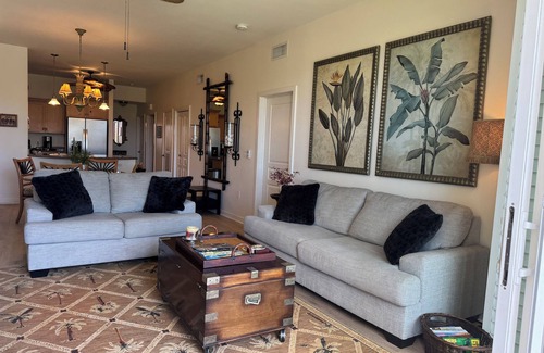 Ko Olina Casa | Luxurious Ocean View Condo - Steps from the beach! sleeps 6- 3 bedroom- 2 bath