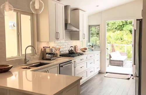Pemberton Heights Casa | Luxurious Pemberton Heights Home on Sowden Park