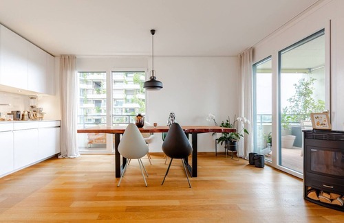 Risch Apartamento | Luxurious penthouse with roof terrace