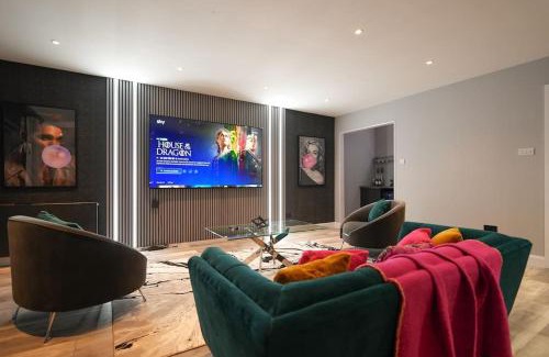 Glasgow Westend Apartamento | Luxurious Penthouse with Bar at Glasgow Hydro & SECC