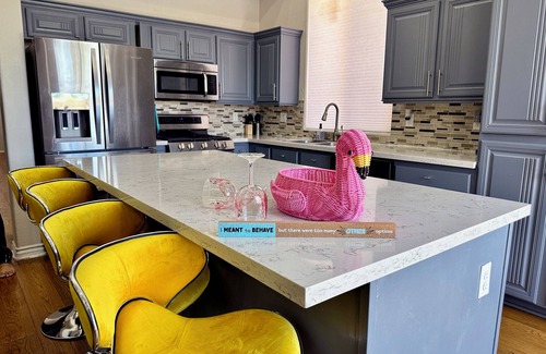 MacDonald Ranch Casa | Luxurious Pool Villa close to the strip