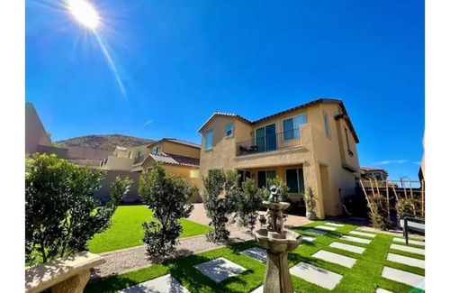 Enterprise Casa | Luxurious Private Bedroom Suite w/ private bathroom.