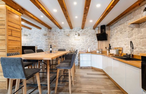 Jesenice Villa | Luxurious retreat in Jesenice