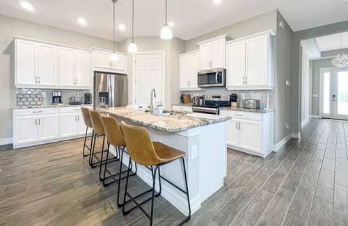 Naples Casa | Luxurious Retreat in Naples Reserve! 3 Bedroom Pool House, unwind in style!