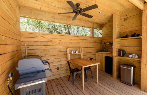 Dripping Springs Otro | Luxurious Romantic Yurt with Hot Tub in Dripping Springs, Texas