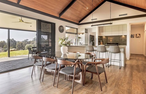 Quedjinup Casa | LUXURIOUS RURAL ESCAPE ON 3 ACRES BOASTS CAPTIVATING VALLEY AND OCEAN VISTAS