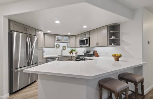 La Playa Condominio | Luxurious San Diego La Playa Condo Perfect Snowbird or Desert Escape