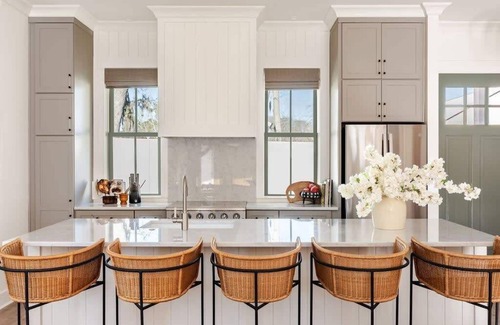 Thunderbolt Casa | Luxurious Savannah Homes | Heated Pool