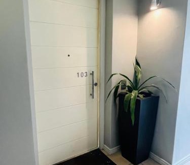 Victoria and Alfred Waterfront Apartamento | Luxurious Secure V&A Waterfront Apt
