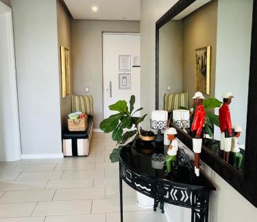Victoria and Alfred Waterfront Apartamento | Luxurious Secure V&A Waterfront Apt