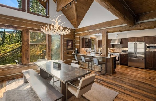 Powder Ridge Cabina | Luxurious Ski-In/Ski-Out Big Sky Powder Ridge