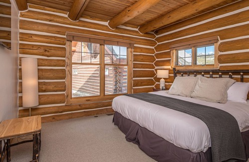 Powder Ridge Cabina | Powder Ridge Summer Getaway Cabin Near the Resort!