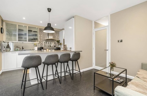 Belsize Casa | Luxurious & Spacious Townhouse!