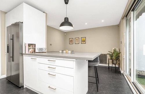 Belsize Casa | Luxurious & Spacious Townhouse!