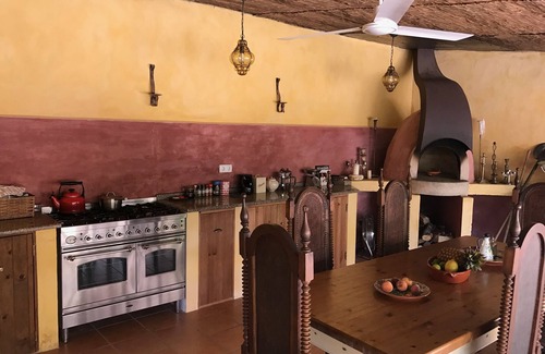 Moitas Villa | VILLA LUJOSA, AMPLIA Y SECRETA CON PISCINA. VISTAS IMPRESIONANTES NO COMPARTIDAS