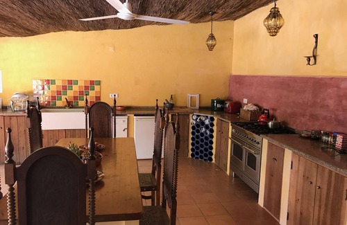 Moitas Villa | VILLA LUJOSA, AMPLIA Y SECRETA CON PISCINA. VISTAS IMPRESIONANTES NO COMPARTIDAS
