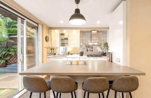 Belsize Casa | Luxurious & Spacious Townhouse