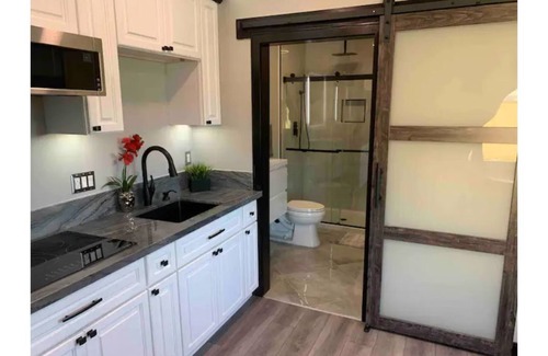 Downey Apartamento | Luxurious Stay in L.A: Welcome to Downey