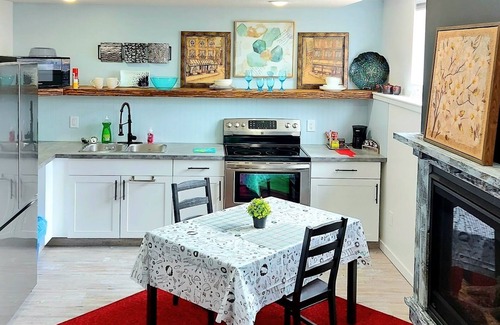 Grande Prairie Apartamento | Luxurious Studio Haven - Newly Renovated for Your Comfort! 🌟