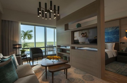 Maslak Apartamento | Luxurious Studio with Shared Pool and Refreshing View in Maslak