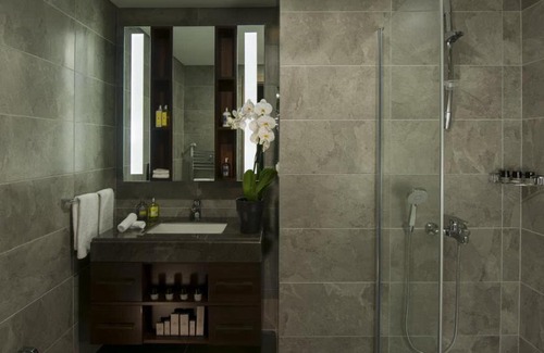 Maslak Apartamento | Luxurious Studio with Shared Pool and Refreshing View in Maslak