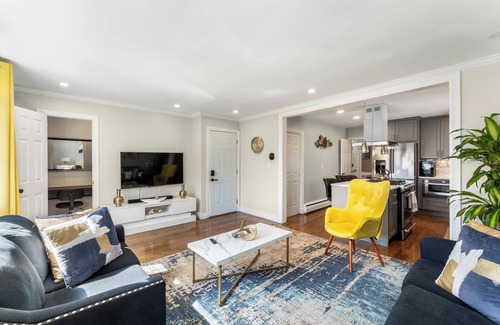 Irvington Apartamento | Luxurious Suburban 3BR Oasis