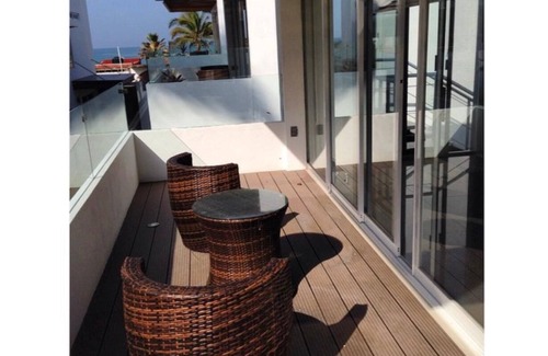 Los Pascuales Complejo | Luxurious Surf Resort in Pascuales Mexico - Room #4 Private - On the Beach