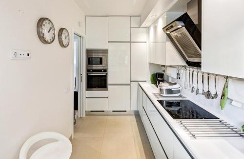 Olhos D'Agua Apartamento | Luxurious T2 apartment, Olhos Dagua
