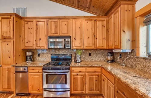 Truckee Cabina | Lujosa cabaña Tahoe Donner / bañera de hidromasaje privada / mesa de billar / servicios del resort