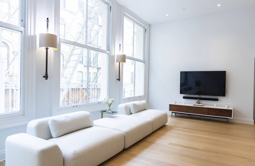 SoHo Apartamento | Luxurious Tribeca Loft w/ private elevator access