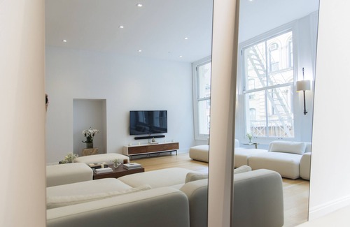 SoHo Apartamento | Luxurious Tribeca Loft w/ private elevator access