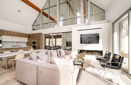 Union Pier Casa | Luxurious Union Pier Home w/ Private Heated Pool, Hot Tub, and Sauna!