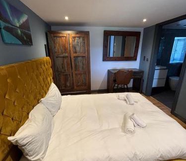 Portree Apartamento | Luxurious, Unique, and Elegant Cottage by Portree