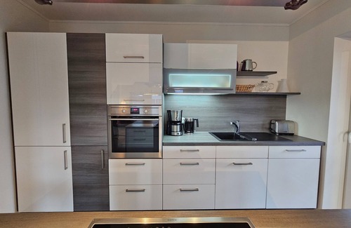 Alt Gaarz Casa | Luxurious vacation home in Rerik for 6 people with fireplace and sauna - just a 5-minute walk away