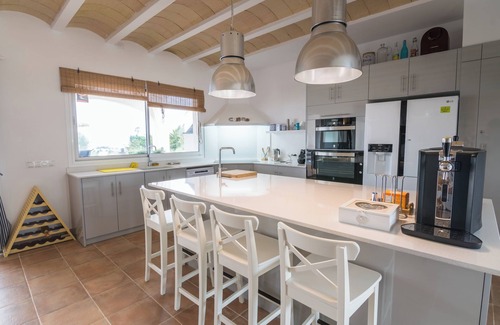 Binisafua Villa | Lujosa villa "Binimigi" con vistas al mar, terraza y piscina privada