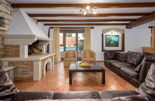 Radetici Villa | Villa Radetići, Radetići, Tinjan, Istria Central