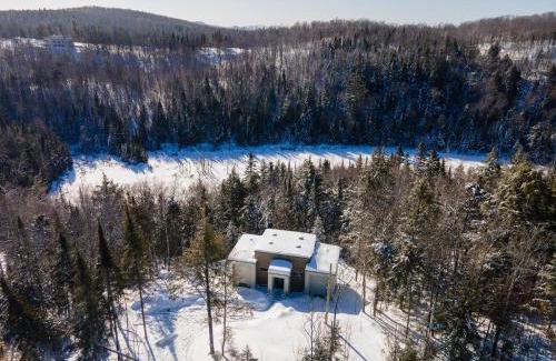 La Conception Chalet De Esquí | Luxurious Villa Tremblant 4 Bdrs W Hot Tub B85