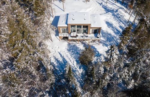 La Conception Chalet De Esquí | Luxurious Villa Tremblant 4 Bdrs W Hot Tub B85