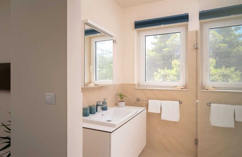 Pitve Villa | Luxurious villas in Pitve on Hvar with an amazing view