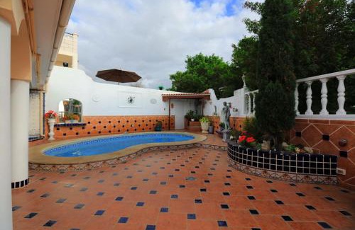 Callao Salvaje Villa | Luxurious Violet Villa