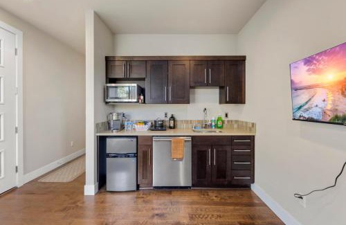 West Ridge Casa | Luxurious Woodinville WA Guest Suite for Rent