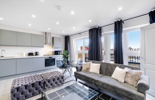 Yiewsley Apartamento | Luxury 1 & 2 bed Apartment free parking