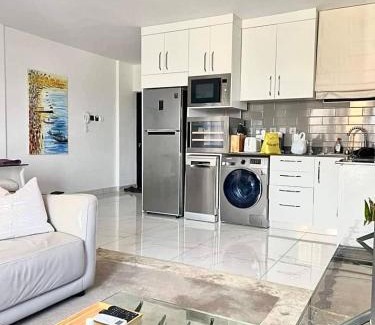 Labone Apartamento | Luxury 1 bdrm Suite, Cantonments-Labone