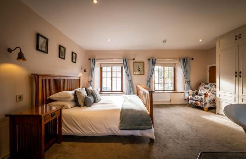Bowness-on-Windermere Villa | Luxury 1 bed Villa - great location - Peaceful-Hot Tub