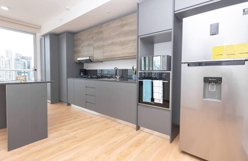 Marbella Condominio | Luxury 1 bedroom apt free parking and balcony