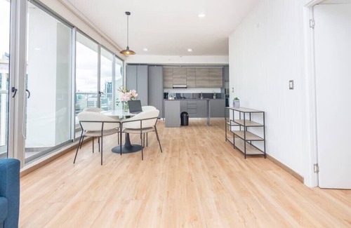 Marbella Condominio | Luxury 1 bedroom apt free parking and balcony