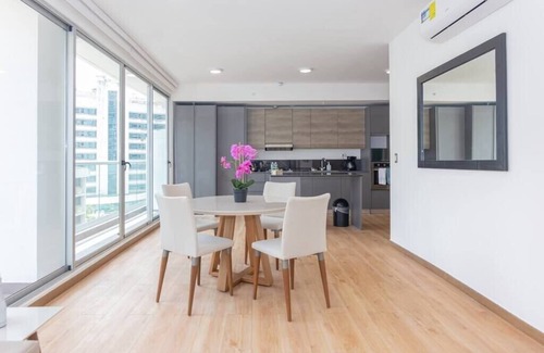 Marbella Condominio | Luxury 1 bedroom apt free parking and balcony